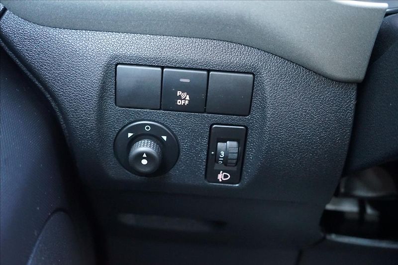 Citroën Berlingo 1,6 HDI  Verze bez DPF - fotka 17 z 18