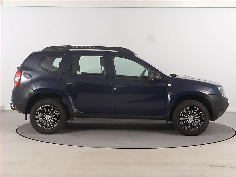 Dacia Duster (2014) 1.6 16V - fotka 6 z 14