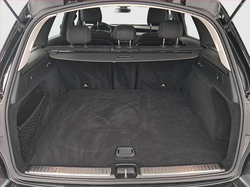 Mercedes-Benz GLC (2017) 220 d 4MATIC - fotka 14 z 21