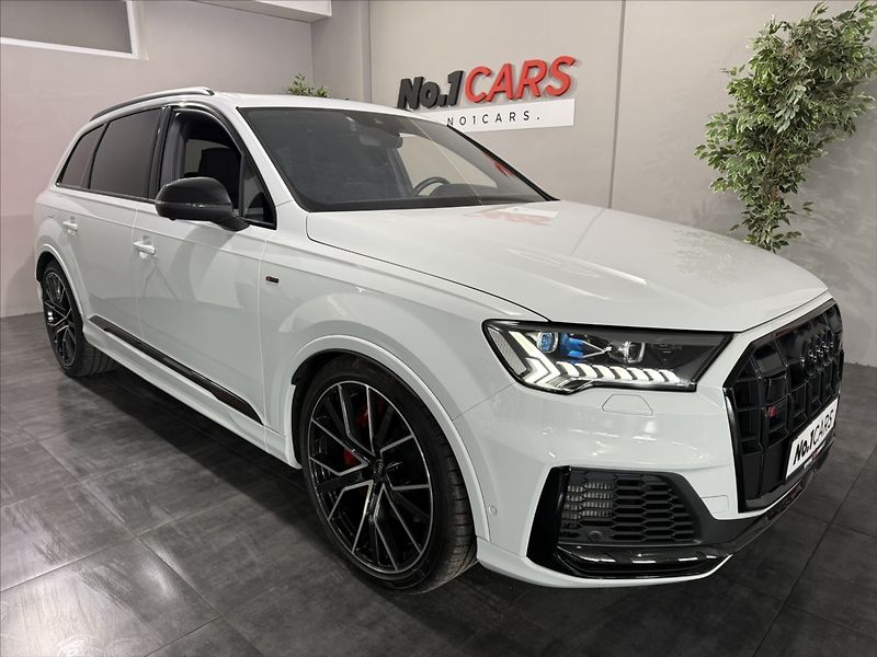 Audi SQ7 4,0   TFSI 507HP MATRIX B&O ČR - fotka 2 z 41