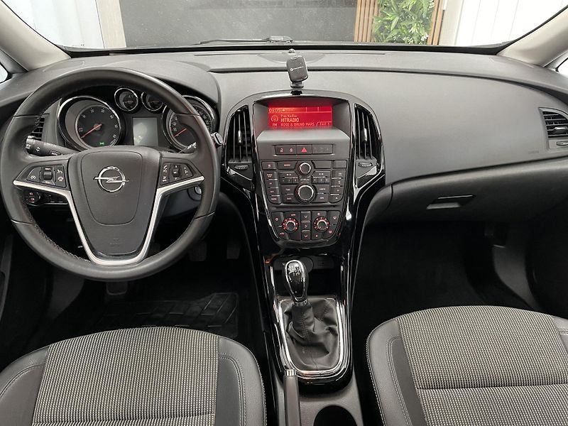 Opel Astra 1.6 CDTi ČR 1.MAJ.DIGIAC  - fotka 20 z 23