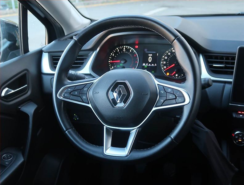 Renault Captur (2023) 1.0 TCe, LPG, ČR,1.maj - fotka 14 z 19