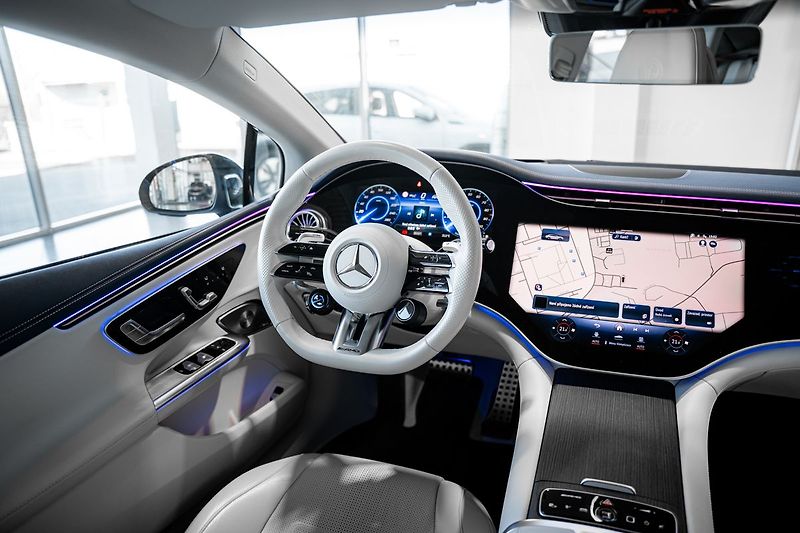 Mercedes-Benz EQE 53 AMG 4MATIC*hyperscreen MBUX - fotka 8 z 29