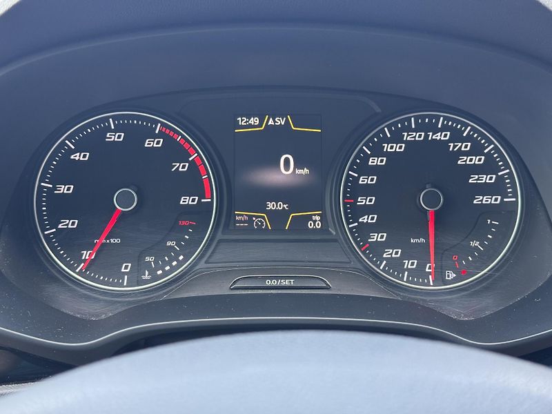 Seat Leon (2017) 1.4 TSi 92kW MAN FR, NAVI - fotka 26 z 48
