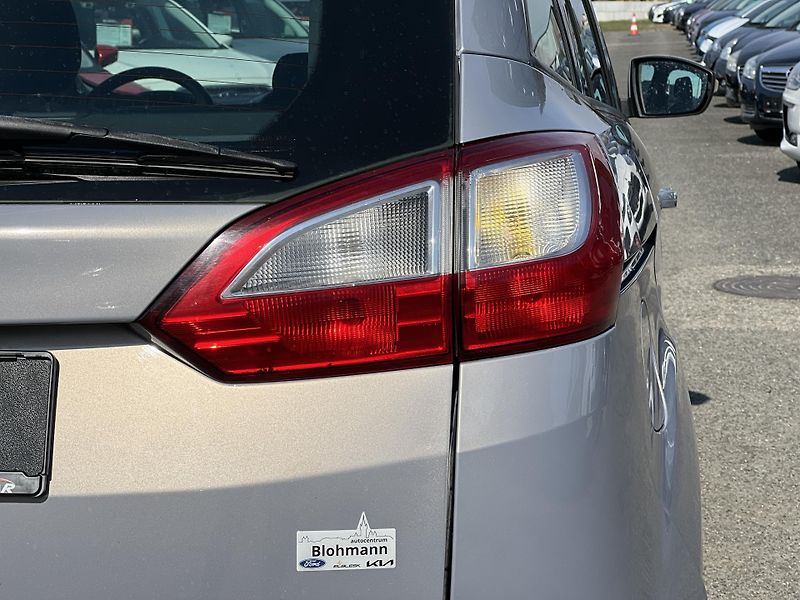 Ford Grand C-MAX 1.6HDi 7MÍST ČR odp.DPH - fotka 40 z 41