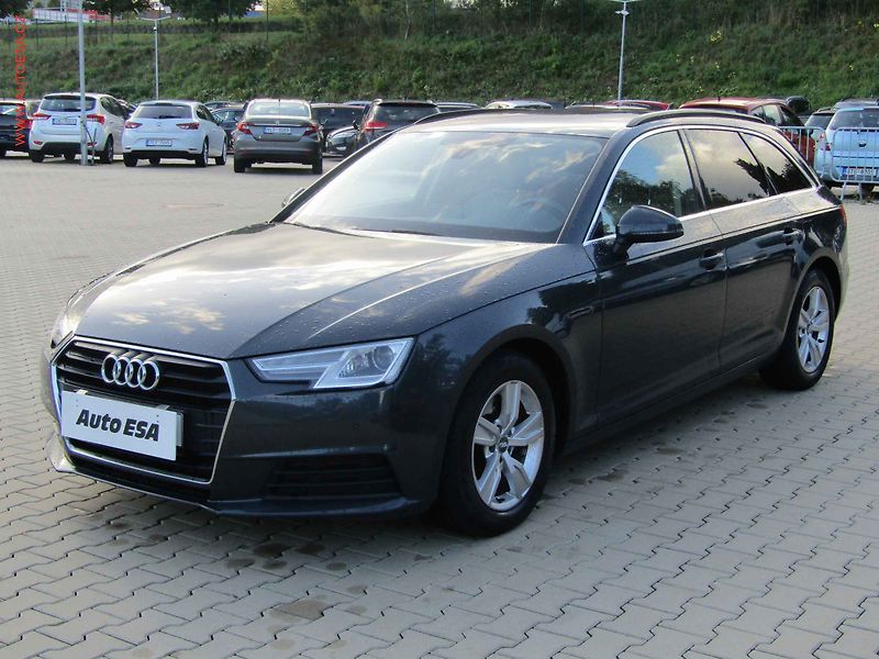 Audi A4 (2017) 2.0 TDi, Navi, bixen, kůže - fotka 3 z 17