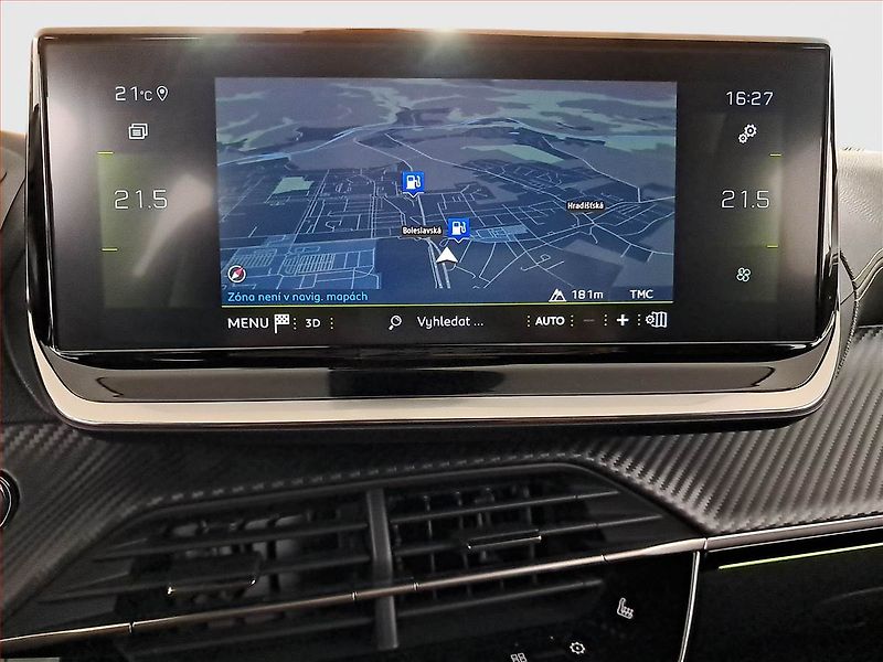 Peugeot 2008 (2022) GT Line 1.5 BlueHDi - fotka 16 z 24