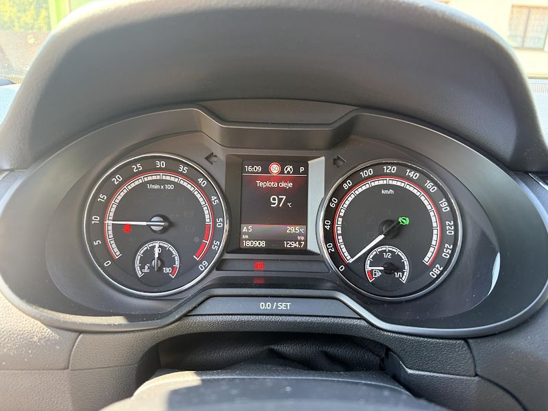 Škoda Octavia RS 2.0TDI DSG 4x4  - fotka 18 z 56