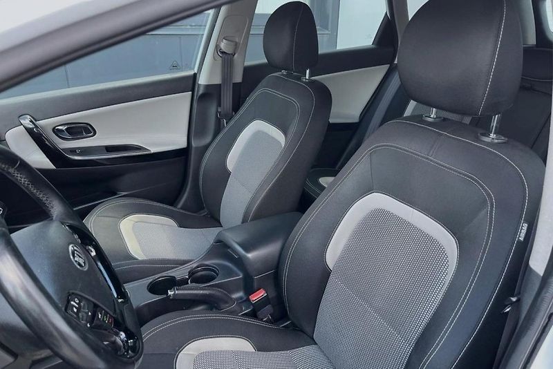 Kia Ceed Sportswagon Cool 1.6 GDI - fotka 10 z 16