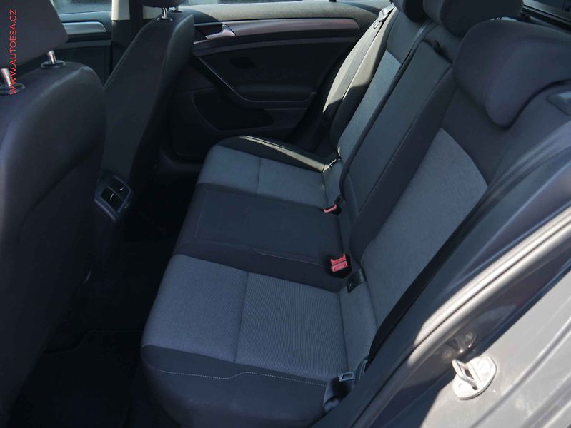 Volkswagen Golf (2014) 1.2TSi, Tažné, STK7/28 - fotka 10 z 13