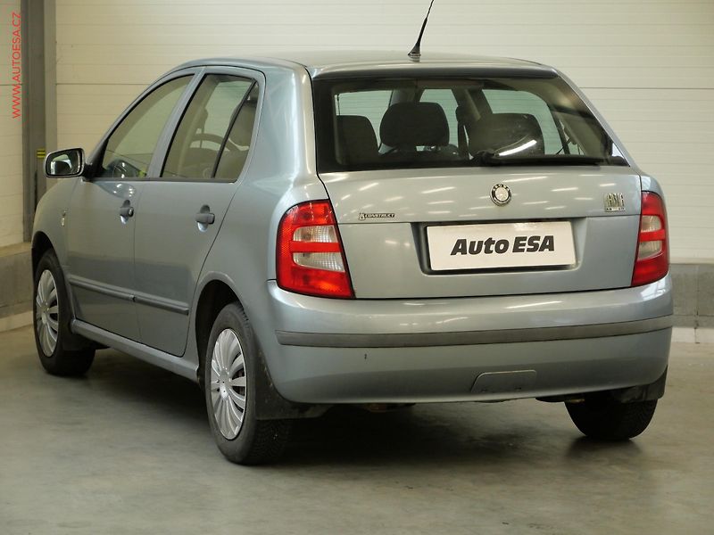 Škoda Fabia (2002) 1.9SDi, ČR, AC, výhřev sed - fotka 6 z 16