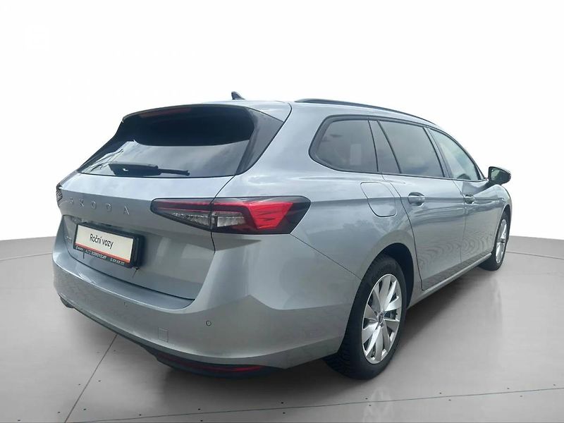 Škoda Superb Combi Selection 2,0TDI 110kW D - fotka 2 z 30
