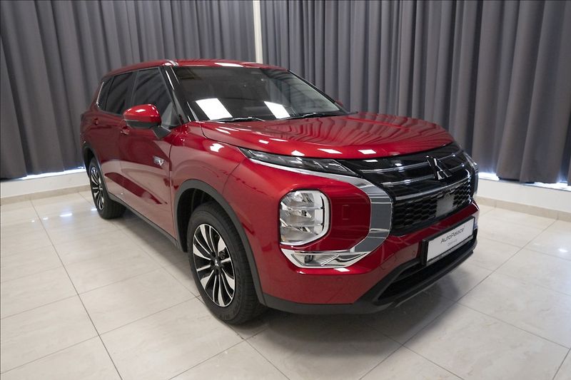 Mitsubishi Outlander 2,4 PHEV INVITE 1728 KM 2x ALU - fotka 3 z 44