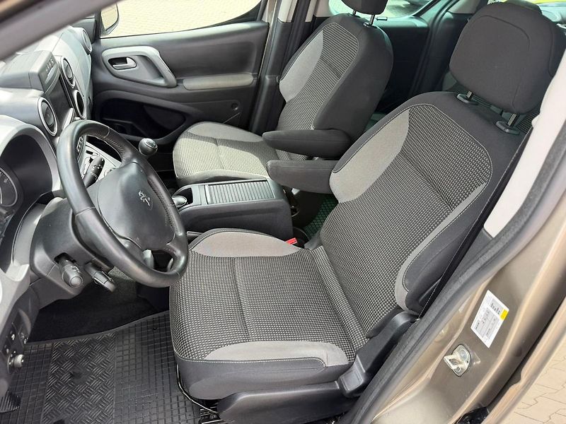 Peugeot Partner ALLURE 1.6VTi 120. 5 míst - fotka 7 z 27