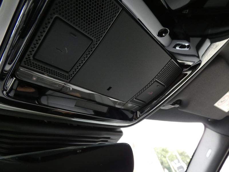 Land Rover Range Rover Velar (2026) Belgravia Edition D200         - fotka 29 z 36