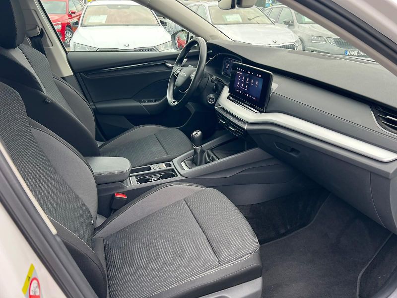 Škoda Octavia TOP SELECTION 1,5 TSI 110kW - fotka 10 z 26