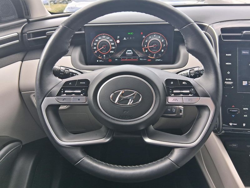 Hyundai Tucson SMART 1.6 T-GDi 110 kW - fotka 11 z 28