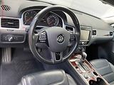 Volkswagen Touareg (2015) 3.0 TDi V6 4x4, AT, kůže - náhled 14