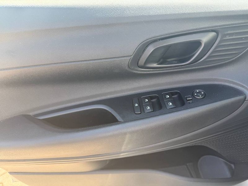 Hyundai Bayon (2022) 1.0 T-GDi 73 kW Comfort - fotka 17 z 20