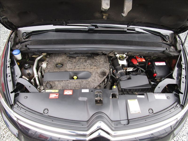 Citroën Grand C4 Picasso 2.0HDi aut. Klima, 7 míst - fotka 47 z 50