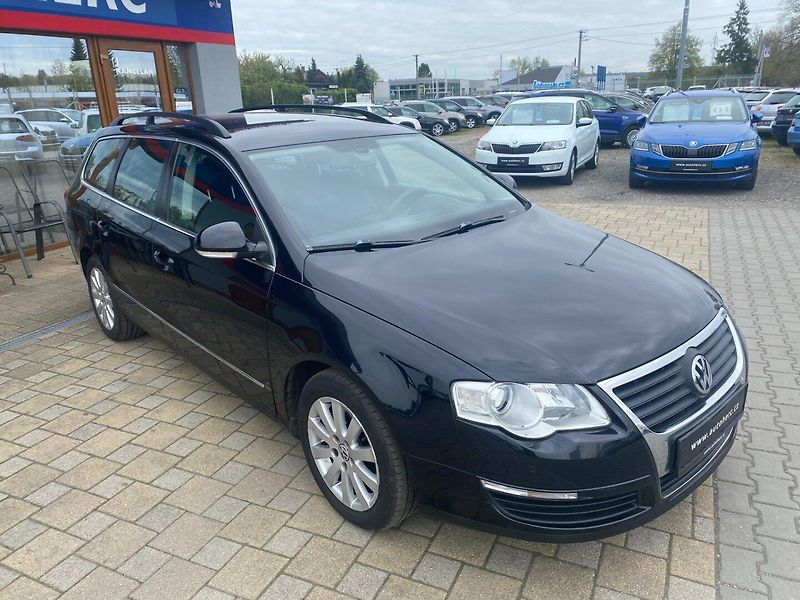Volkswagen Passat Variant (2010) 1.6 TDi 77 kW - fotka 2 z 28
