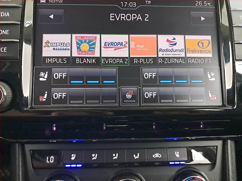 Škoda Superb (2017) Laurin&Klement 2.0 TDI 4x4 - fotka 18 z 24