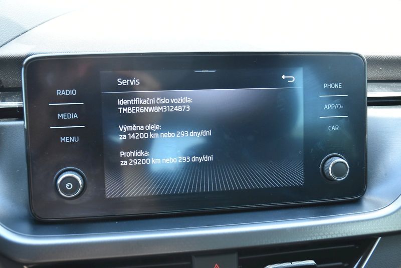 Škoda Scala (2021) Ambition 1.0 TSI 81kW - fotka 18 z 33