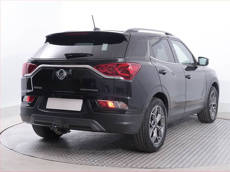 SsangYong Korando (2020) Style 1.5 T-GDI, ČR,1.maj - fotka 5 z 20