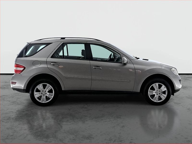 Mercedes-Benz Třídy M (2009) ML 320 CDI , 4X4, Automat - fotka 6 z 20