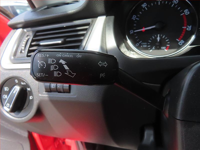 Škoda Rapid (2017) Spaceback 1.2 TSI, Serv.kniha - fotka 20 z 20