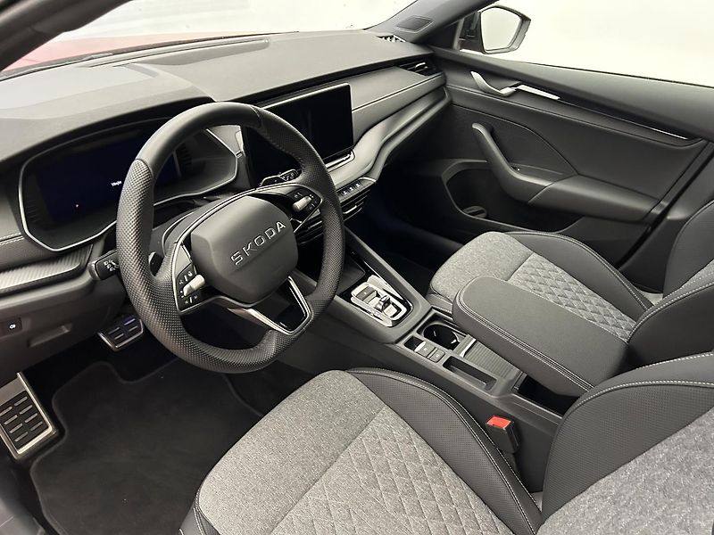 Škoda Octavia 1.5 TSI SportLine - fotka 6 z 28