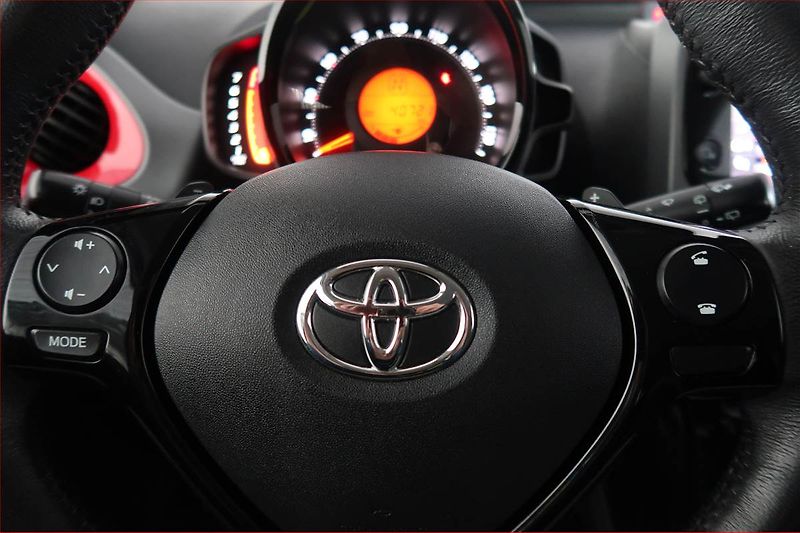Toyota Aygo (2021) 1.0 VVT-i - fotka 18 z 19