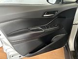 Toyota C-HR Hybrid 1.8 VVT-i E-CVT Active - náhled 11