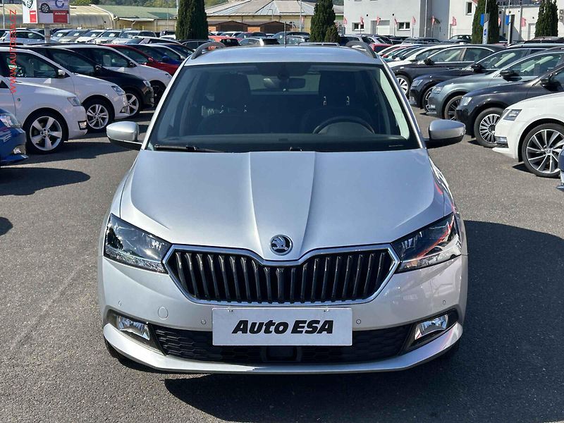 Škoda Fabia (2020) 1.0TSi, 2.maj,ČR, Style - fotka 2 z 16