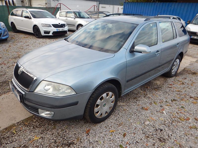 Škoda Octavia 1.9 TDI, 4x4, KLIMA - fotka 2 z 28