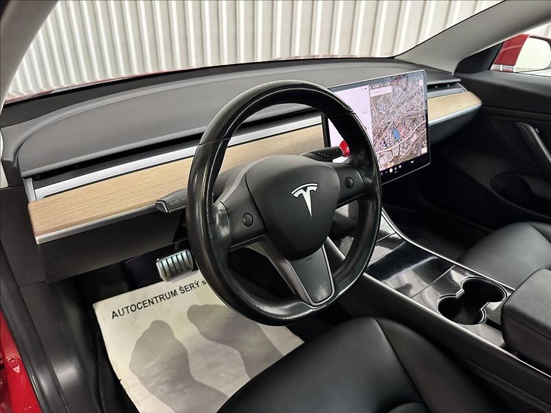 Tesla Model 3 LONG RANGE AWD BOOST EIBACH - fotka 15 z 35