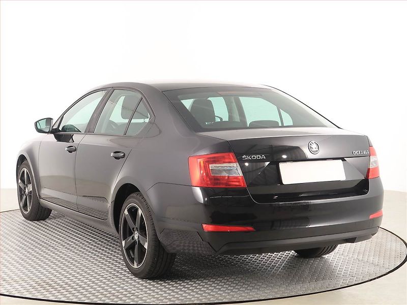 Škoda Octavia (2014) Ambition 1.6 TDI, Tempomat - fotka 4 z 17
