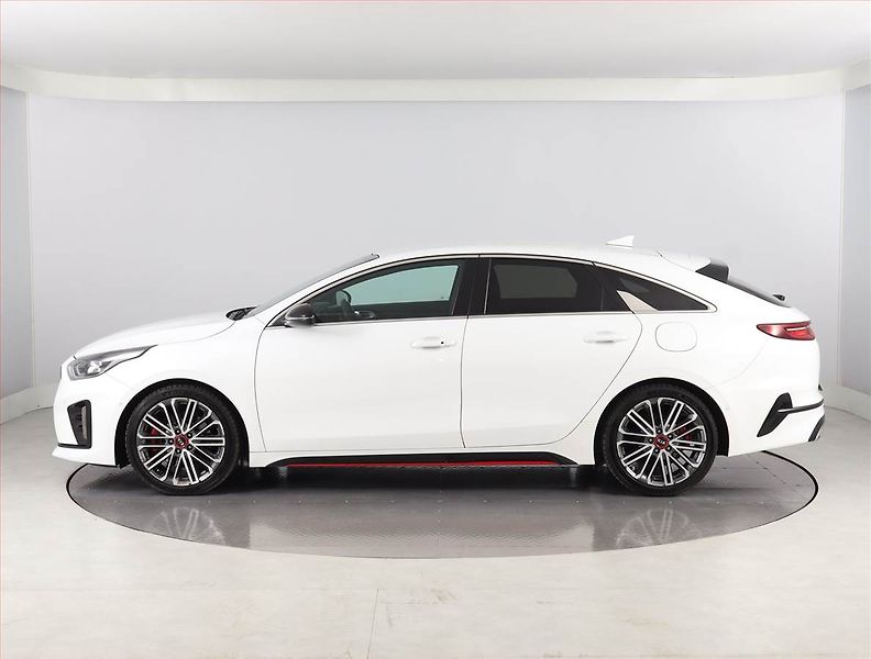 Kia Pro_Ceed (2021) GT 1.6 T-GDI, Automat, ČR - fotka 3 z 23
