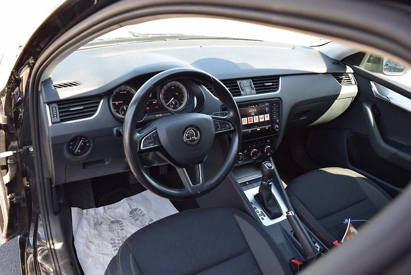 Škoda Octavia (2020) 2.0TDI 110kw AMBITION DSG TAŽ  - fotka 25 z 50