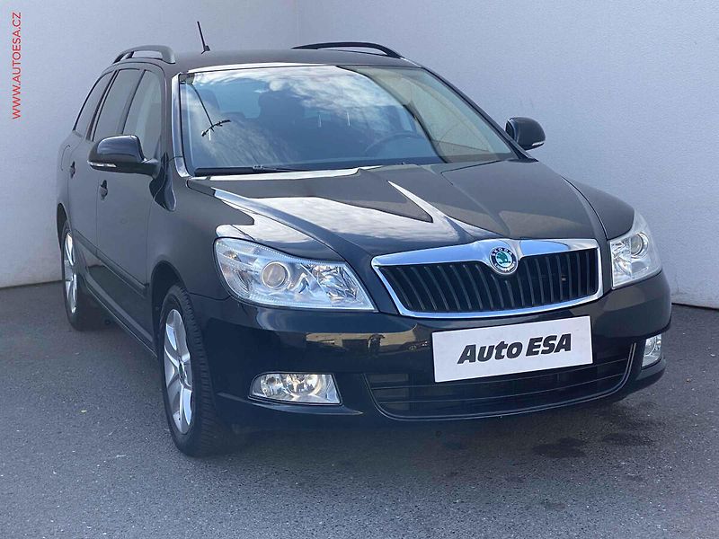 Škoda Octavia (2013) 2.0 TDi, Ambiente, TZ - fotografie inzerátu
