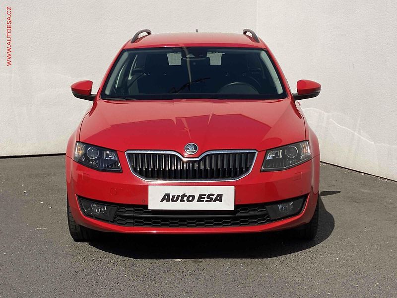 Škoda Octavia (2013) 1.6 TDi, Elegance, DSG - fotka 2 z 18