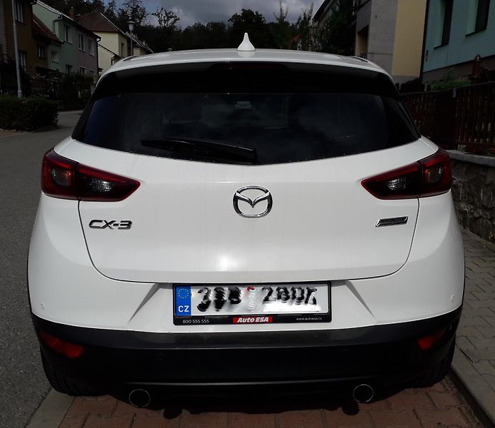 Mazda CX-3 (2017) - fotka 7 z 23