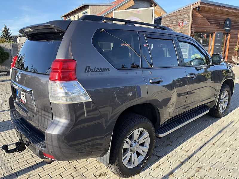 Toyota Land Cruiser (2010) Moror - 3,0 d ,128 kw, R.v.201 - fotka 4 z 8