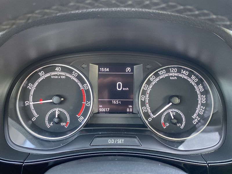 Škoda Fabia (2018) Combi 1.0 TSI Style Plus - fotka 9 z 33