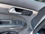 Volkswagen Touran (2008) 1.9 TDi, DUAL KLIMA, TAŽNÉ - náhled 23