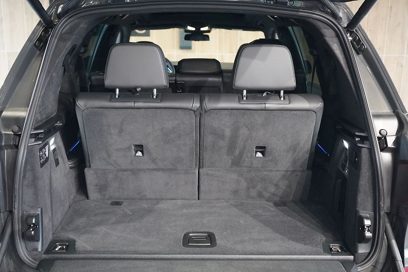 BMW X7 40d xDrive, Nezávislé, Masáž - fotka 15 z 48