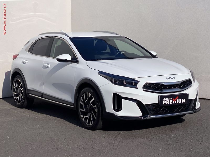 Kia XCeed (2023) 1.5 TGDi, ČR, Exclusive - fotka 1 z 3