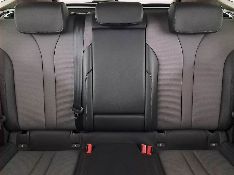 Škoda Enyaq (2021) iV 80 (82 kWh), SoH 83% - fotka 10 z 23