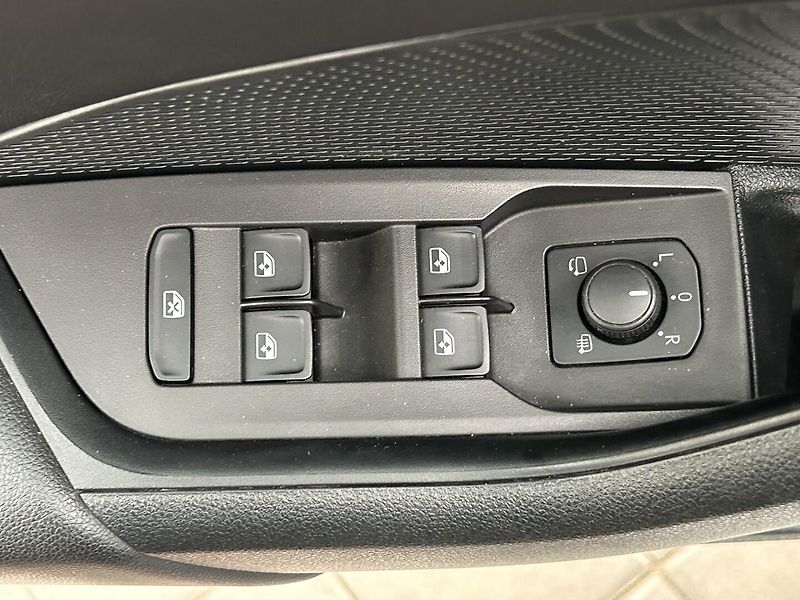 Škoda Octavia 1.5 TSI  Ambition   Plus - fotka 14 z 22