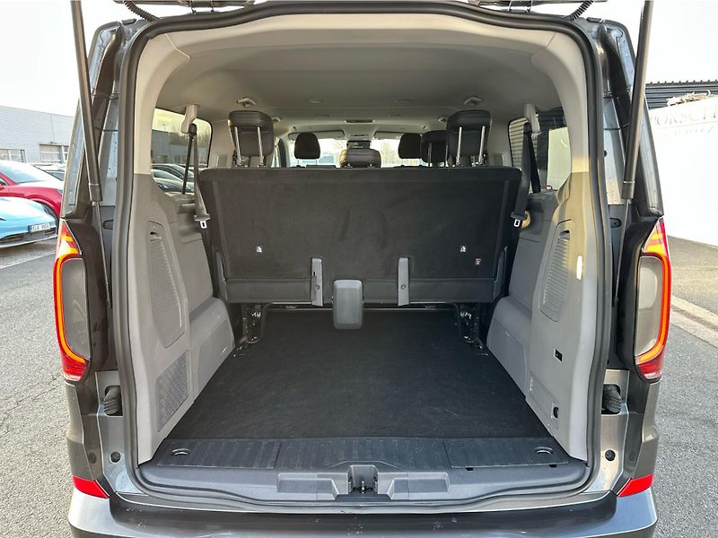 Volkswagen Caravelle 2.0TDI 4Motion Style - fotka 12 z 22